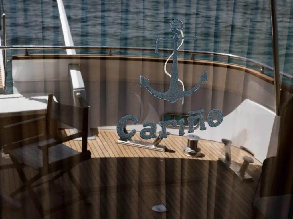 CARIÑO - Aft Deck