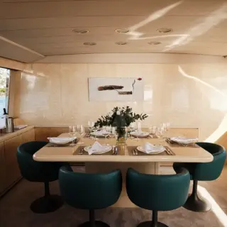 CARIÑO - Dining Area 