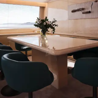 CARIÑO - Dining Area