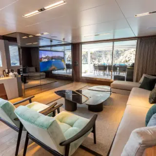 ZEEMAR - main saloon