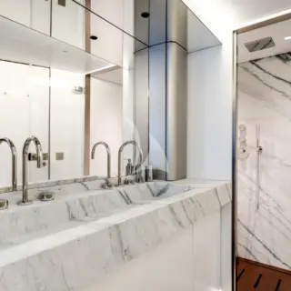 VIP cabin en suite