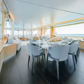 PROPOSITION - Main salon dining 