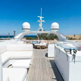 Flybridge Deck