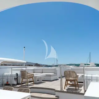 Flybridge Deck