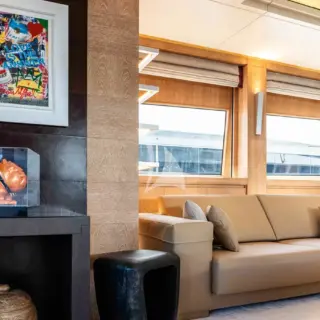 Main Deck - Salon
