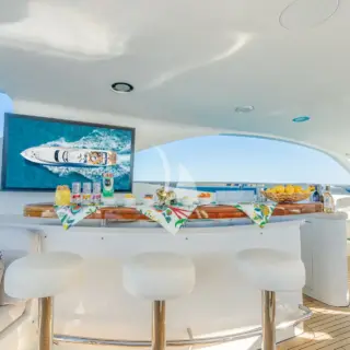 Sundeck Bar