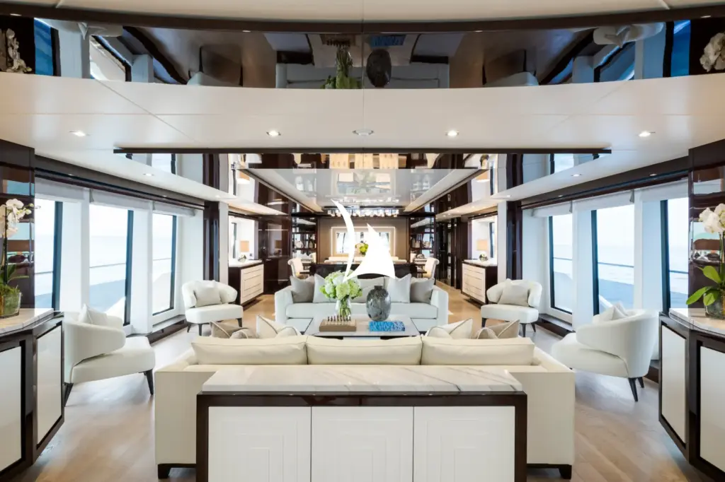 NOAH - Main deck lounge