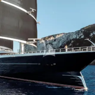 BLACK PEARL - Profile