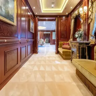 Main Deck Salon Corridor