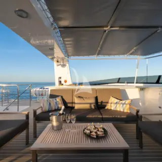 Upper Deck Lounge