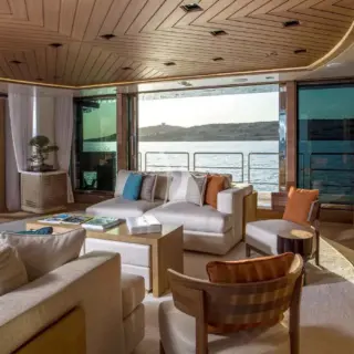 Main deck salon