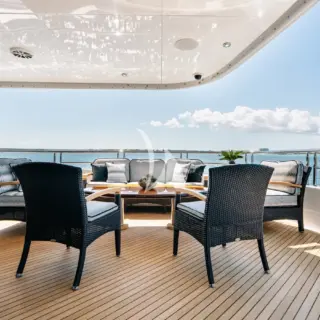 ELIS ET MAR - Bridge deck aft seating (starboard)