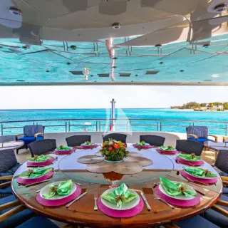 Bridge deck aft al fresco dining