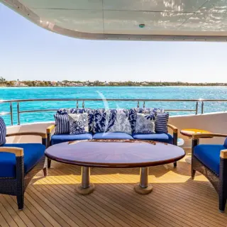 Bridge deck aft