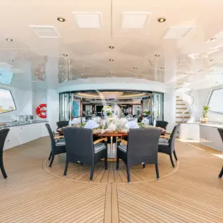 ELIS ET MAR - Bridge deck aft