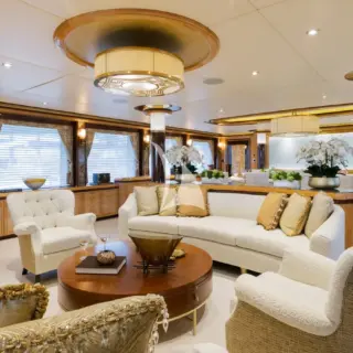 ELIS ET MAR - Main salon