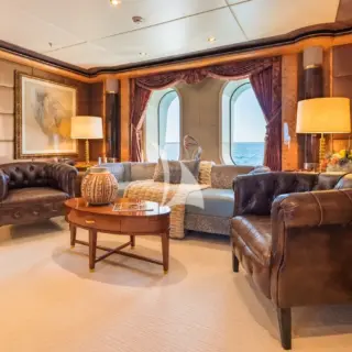 ELIS ET MAR - Master cabin lounge to starboard