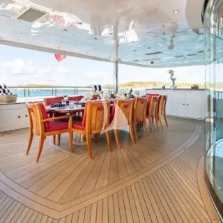 ELIS ET MAR - Main deck aft