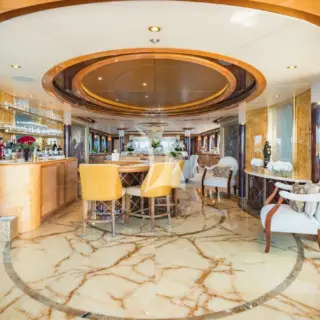 ELIS ET MAR - Main salon entrance