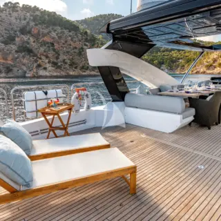 Flybridge