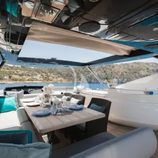 BEST OF ME - Flybridge Dining and Bar