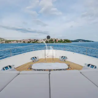DREAM bow view