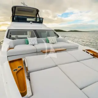 DONNA view from the bow