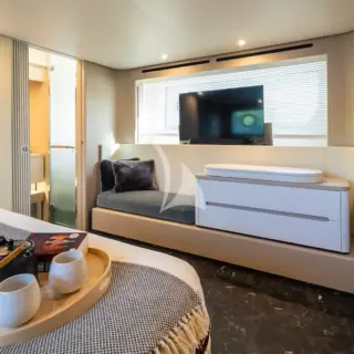 DONNA Master cabin detail
