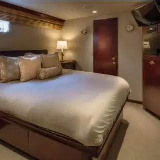 STATEROOM