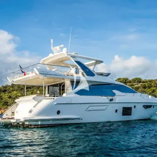 MINEIRA starboard