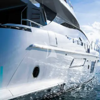 MINEIRA starboard side