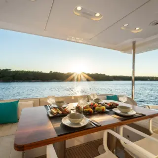 MINEIRA outdoor dining table