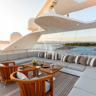 SEANNA - Observation Lounge