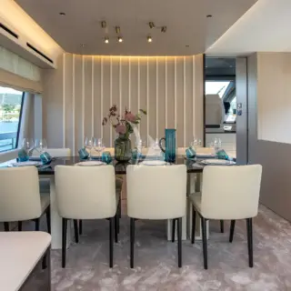 PREWI salon dining table
