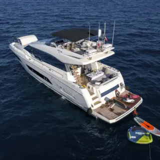 APOLLONIA AT ANCHOR WITH TOYS