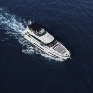 APOLLONIA CRUISING