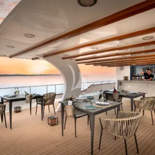 GALAPAGOS EXPLORER - Upper deck aft dining and bar