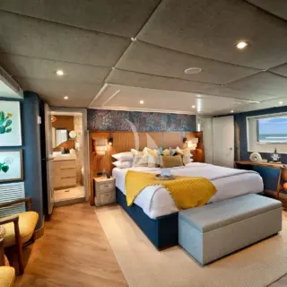 GALAPAGOS EXPLORER - Full Beam Master Suite