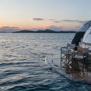 Hydraulic Lift Bathing Platform