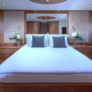 En-suite Master double bed cabin