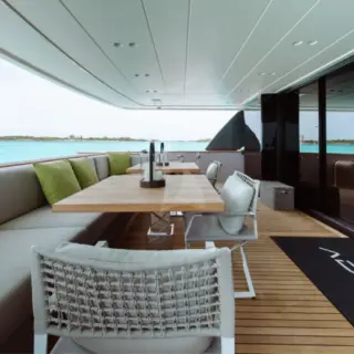 Main deck aft