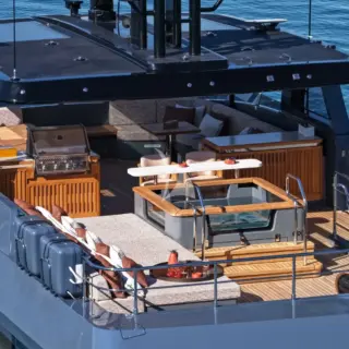 Sun deck 