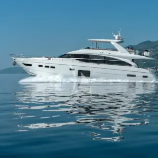 Larimar II - Exterior