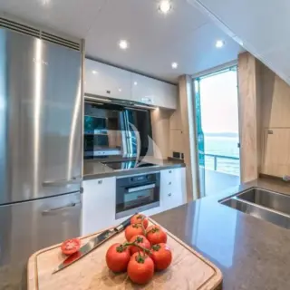 Larimar II - Galley