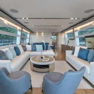 Larimar II - Main Salon