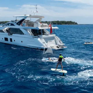 ZOZO - Seabobs and eFoil