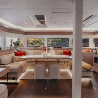 Main saloon area