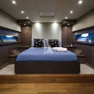 @LAST MASTER CABIN