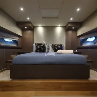 @LAST MASTER CABIN