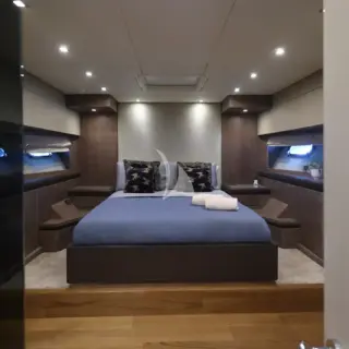 @LAST MASTER CABIN